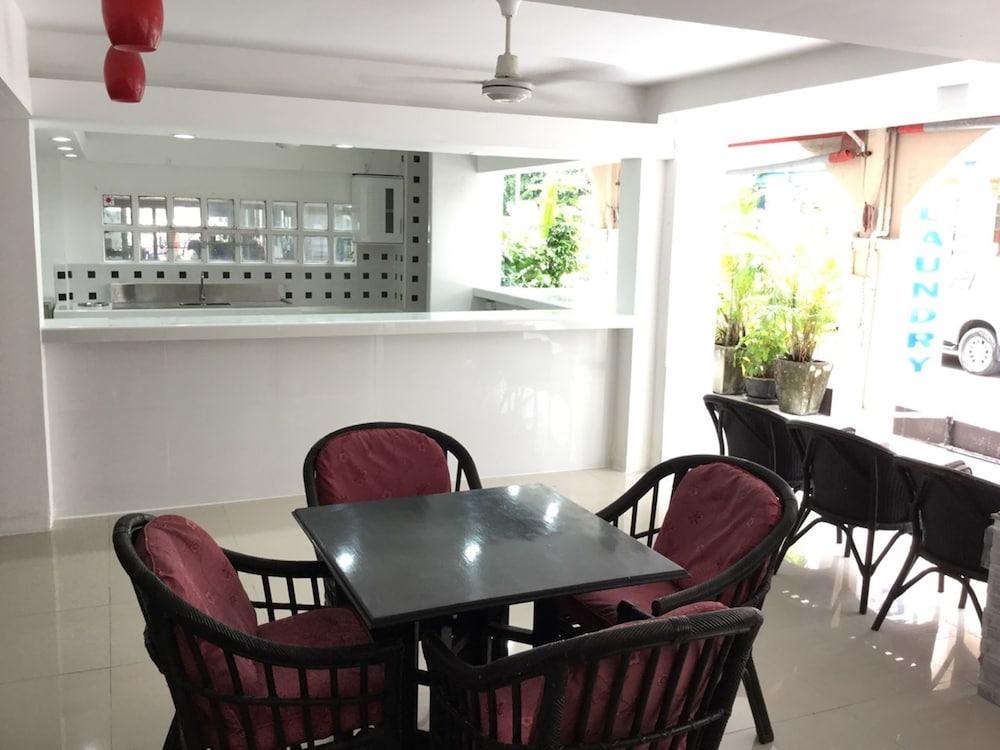 Boomerang Inn Phuket Zewnętrze zdjęcie