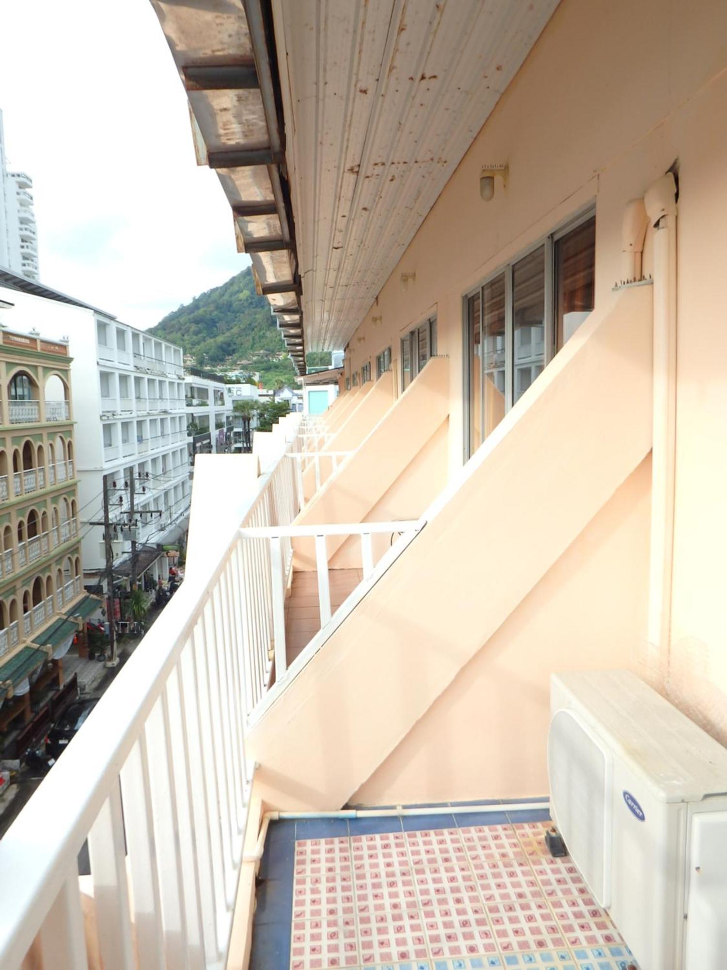 Boomerang Inn Phuket Zewnętrze zdjęcie
